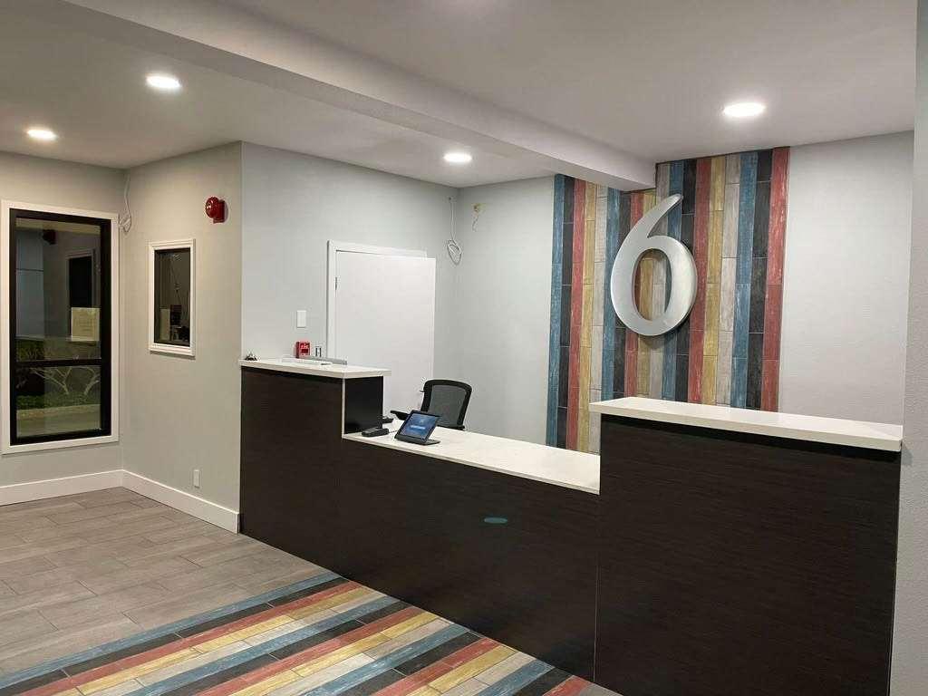 Motel 6 Nacogdoches, Tx Интерьер фото